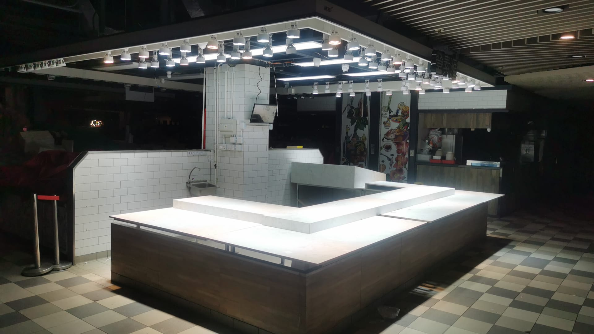 期間限定店 (POP-UP STORE) – 顯徑街市檔一品鮮果